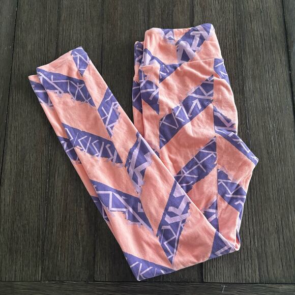 3/$20 Lularoe OS Leggings pink and purple - Picture 1 of 4